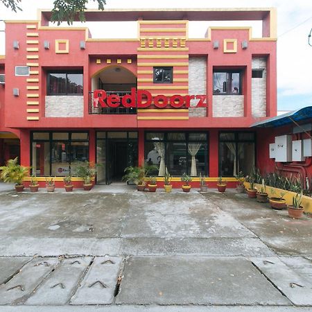 Reddoorz @ Golden Victory Hotel Mabalacat Pampanga Экстерьер фото